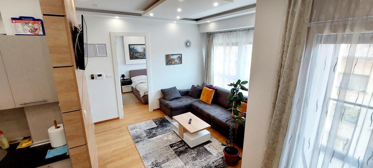 Extra Apartman City Centre 바냐루카 외부 사진