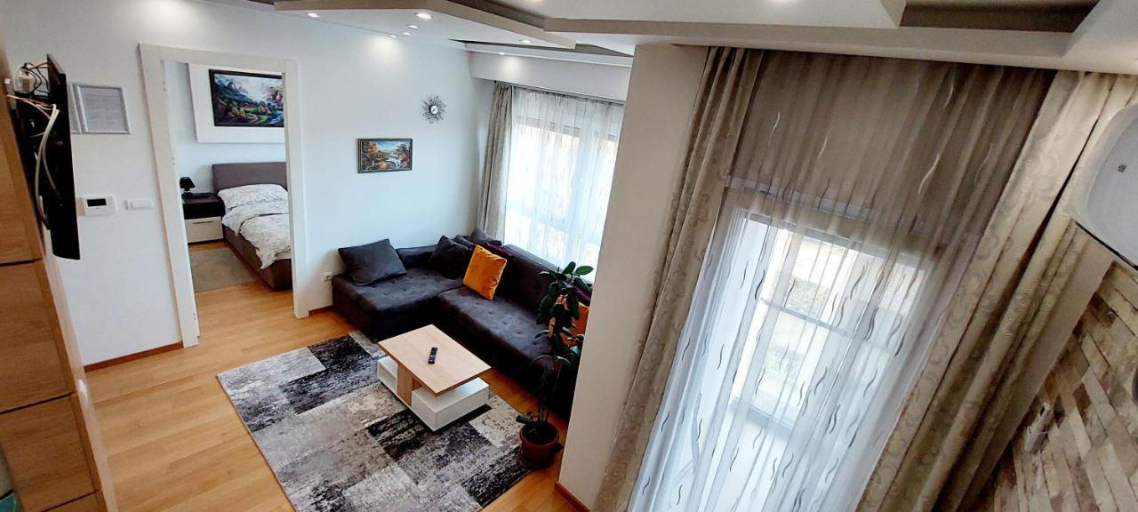 Extra Apartman City Centre 바냐루카 외부 사진