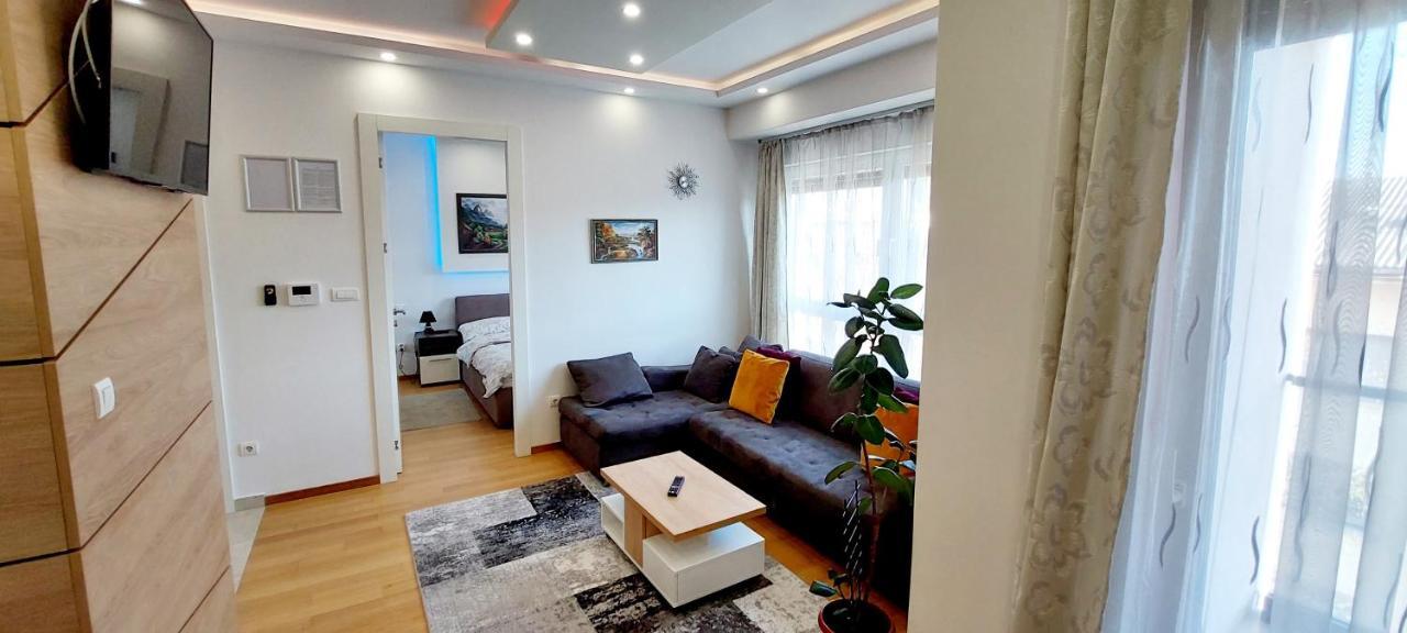 Extra Apartman City Centre 바냐루카 외부 사진