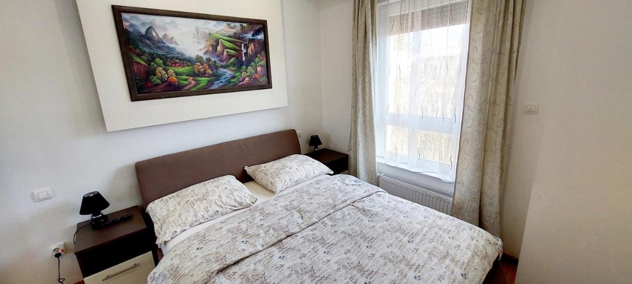 Extra Apartman City Centre 바냐루카 외부 사진