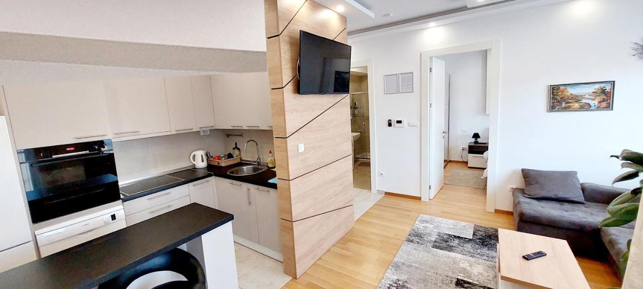 Extra Apartman City Centre 바냐루카 외부 사진